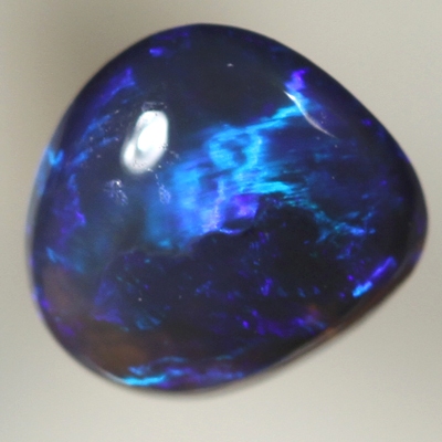 SOLID BLACK OPAL Beautiful blue shades